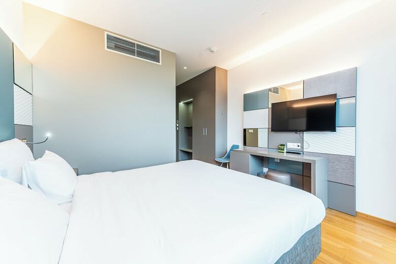 Discovery Hotel