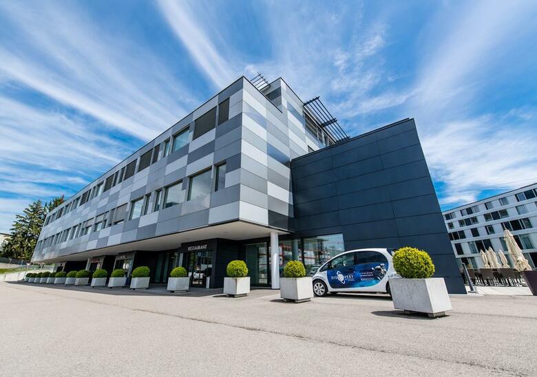 Discovery Hotel