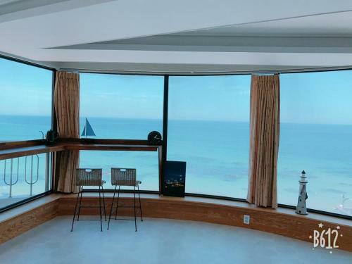 Seaside Sunrise Pension