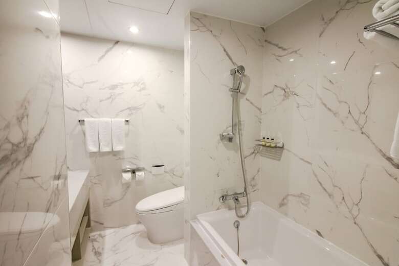 Golden Tulip Ever Yongin Hotel