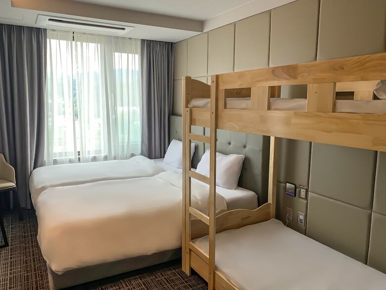 Golden Tulip Ever Yongin Hotel