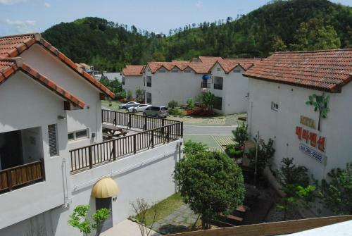 Meta Hotel & Resort
