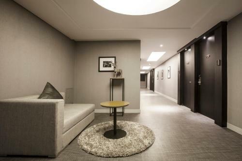 Number 25 Hotel