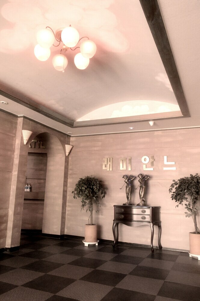 Motel Raemian