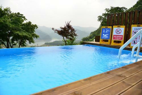Penatess Pool Villa