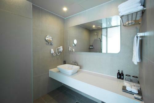 Dong Gyeong Hotel