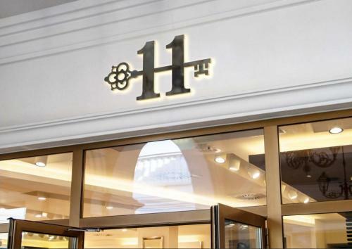 Eleven Hotel And Hall