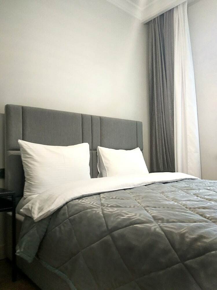 Opera Apartments