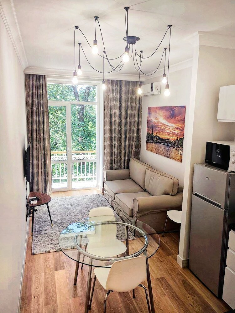 Opera Apartments