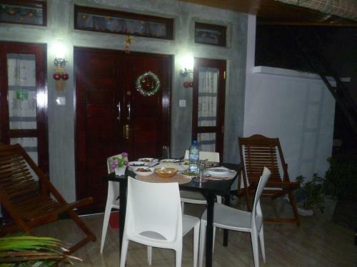 Hostal The Villa Sun Shine