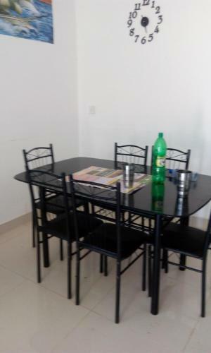 Hostal Beach Guest House Addalaichenai