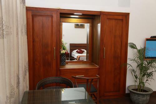Hotel Thevni Reception Hall And Holiday Resort