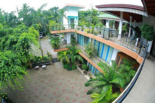 Hotel Thevni Reception Hall And Holiday Resort