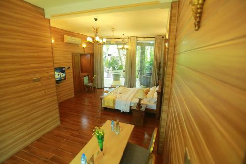 Hotel Thevni Reception Hall And Holiday Resort