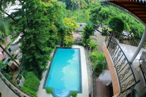 Hotel Thevni Reception Hall And Holiday Resort