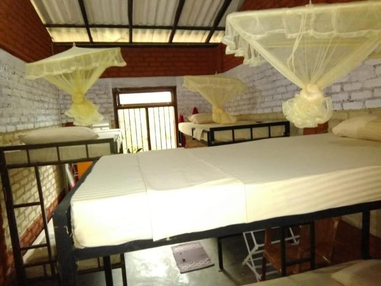 Hostal Reef Pasikudah