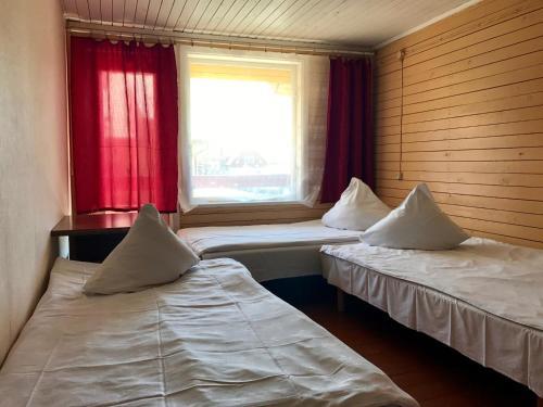 Hostal Zuvedra Guesthouse