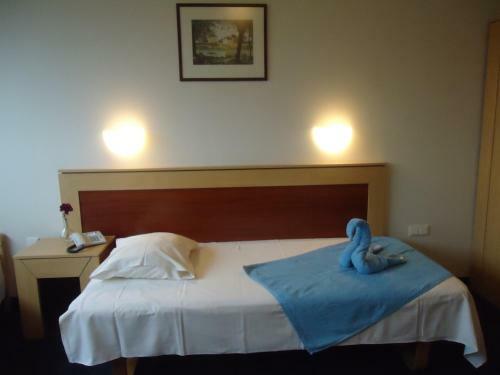 Tanagra Hotel