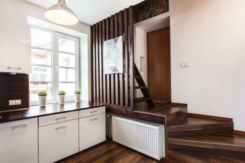 Lux Old Town Apartment