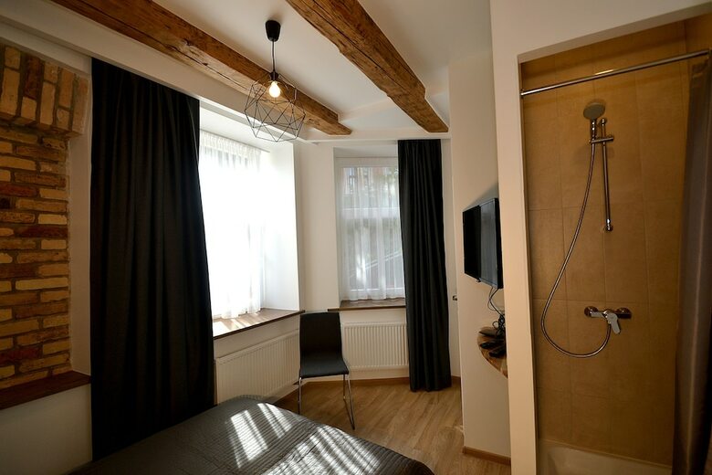 Hostal Rentida Guesthouse
