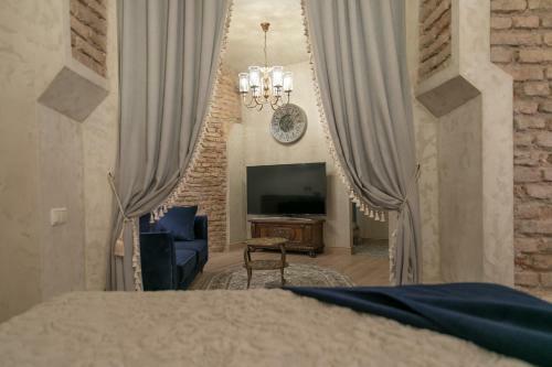 Old Town Apartment