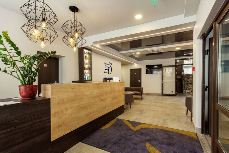Hotel Old Town Trio