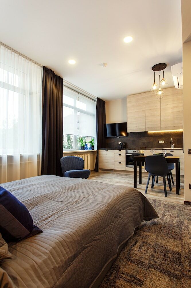 Hotel Old Town Trio
