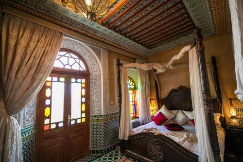 Hostal Palais Houyam