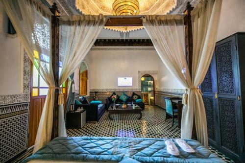 Hostal Palais Houyam