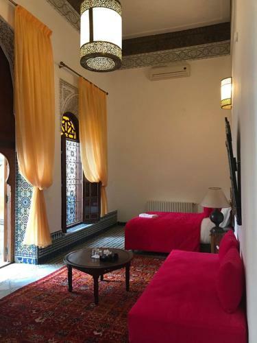 Hotel Riad Jasmins & Spa