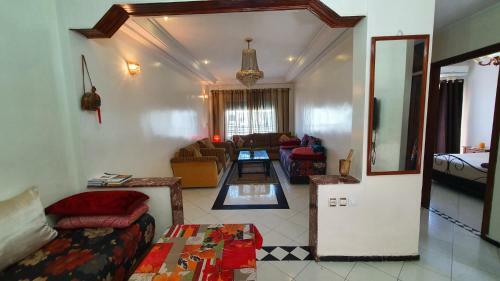 Hind Apartment