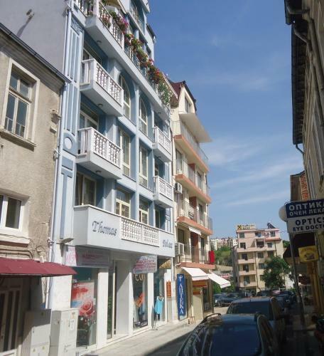 Thomas Palace Apartments