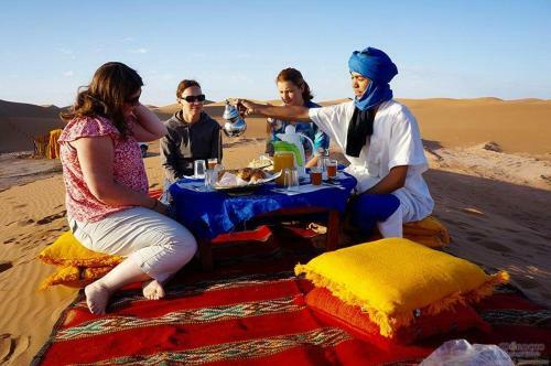Berber & Camel Trek