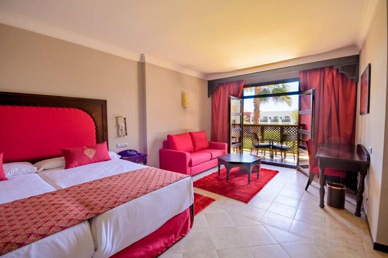 Hotel Oasis Saidia Palace & Blue Pearl