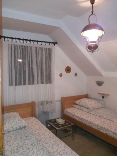 Hostal Apartments Beka