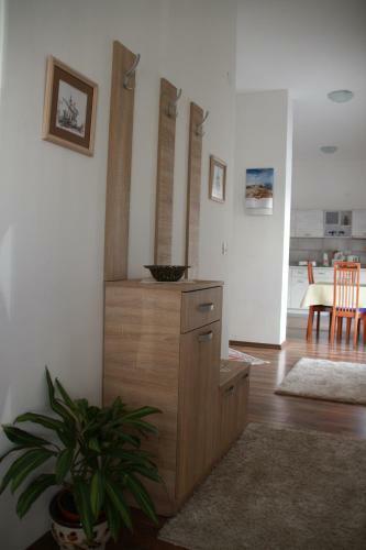Apartment City
