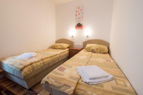 Hostal Rooms Sejo