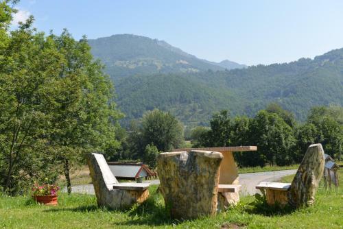 Camp Rabrenovi?