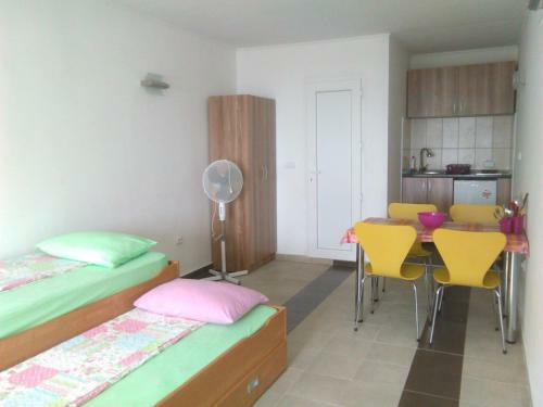 Hostal Guest House Lav