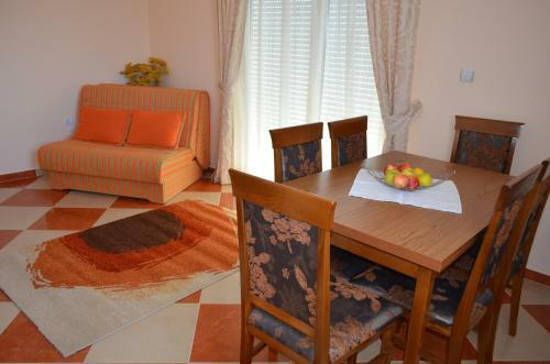 Apartments Anna
