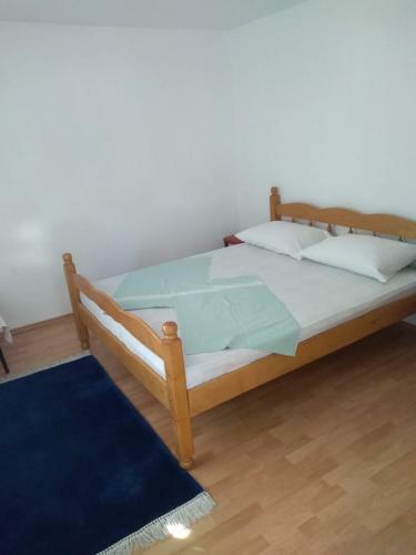 Hostal Rooms Sutomore
