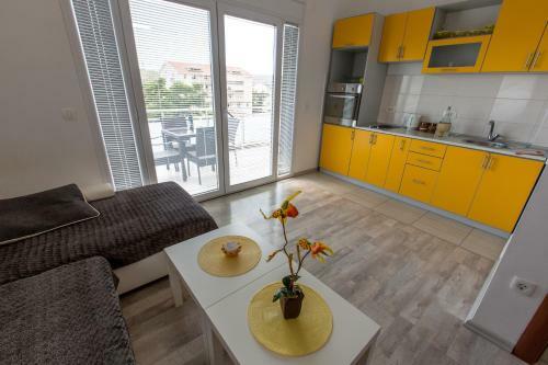 Apartments Lekovic