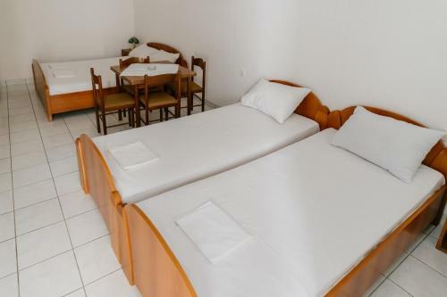 Apartments And Rooms Sole Mar