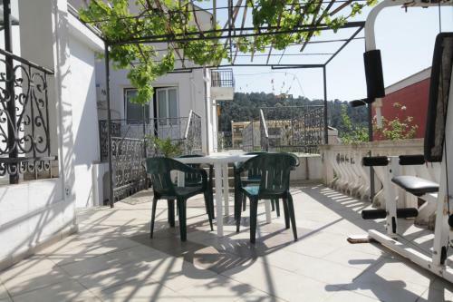 Apartments And Rooms Sole Mar