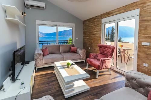 Jr Luxury Apartment