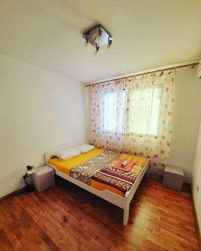 Leea Apartments