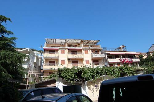 Apartamentos Guest House Lorelai
