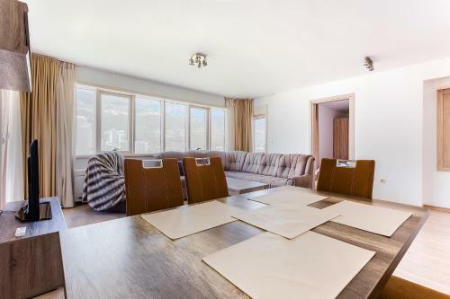 Primus Apartments Impera