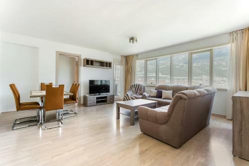 Primus Apartments Impera