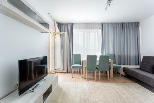 Primus Apartments Impera